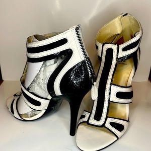 Bakers black and white heels